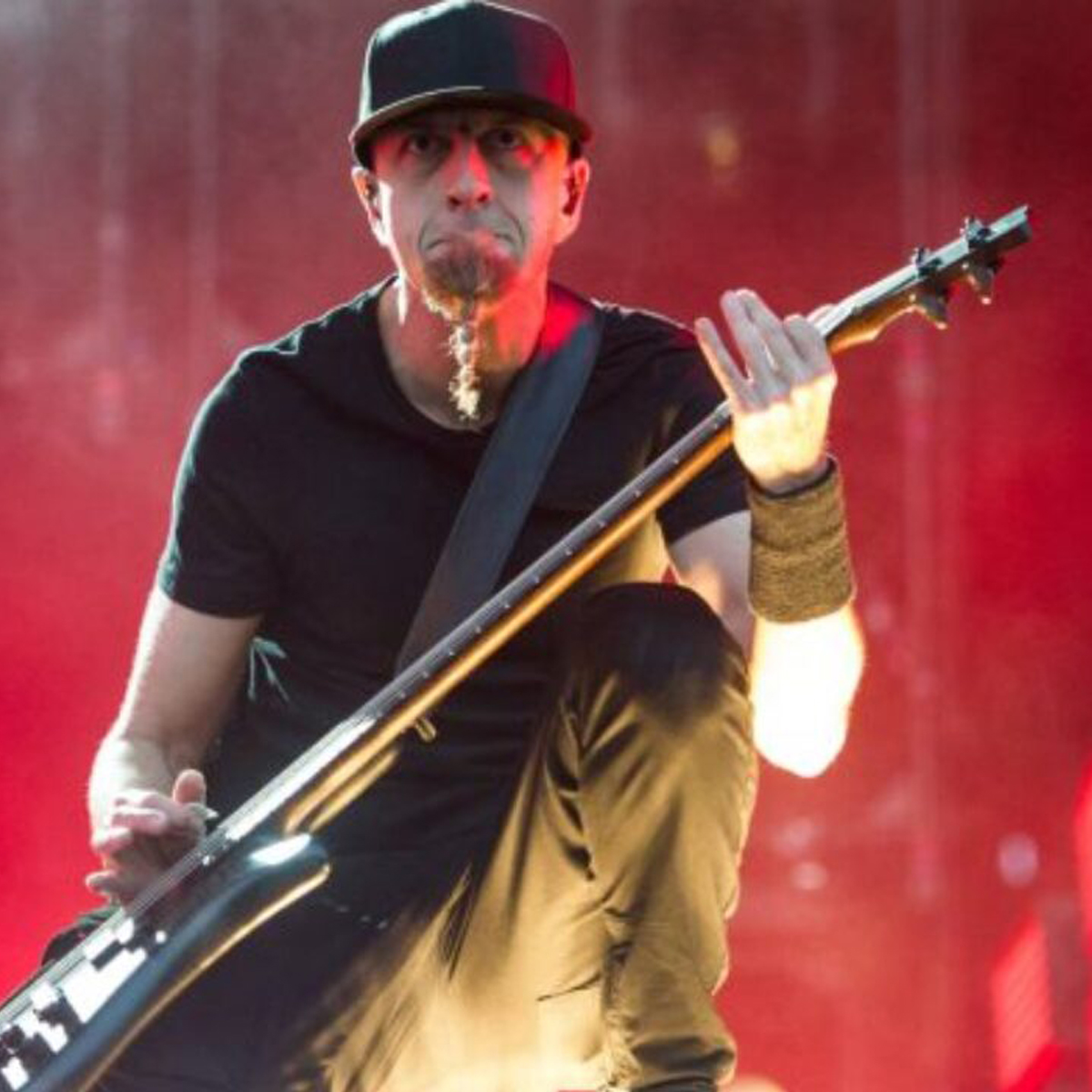 Shavo Odadjian, bajista de System of a Down